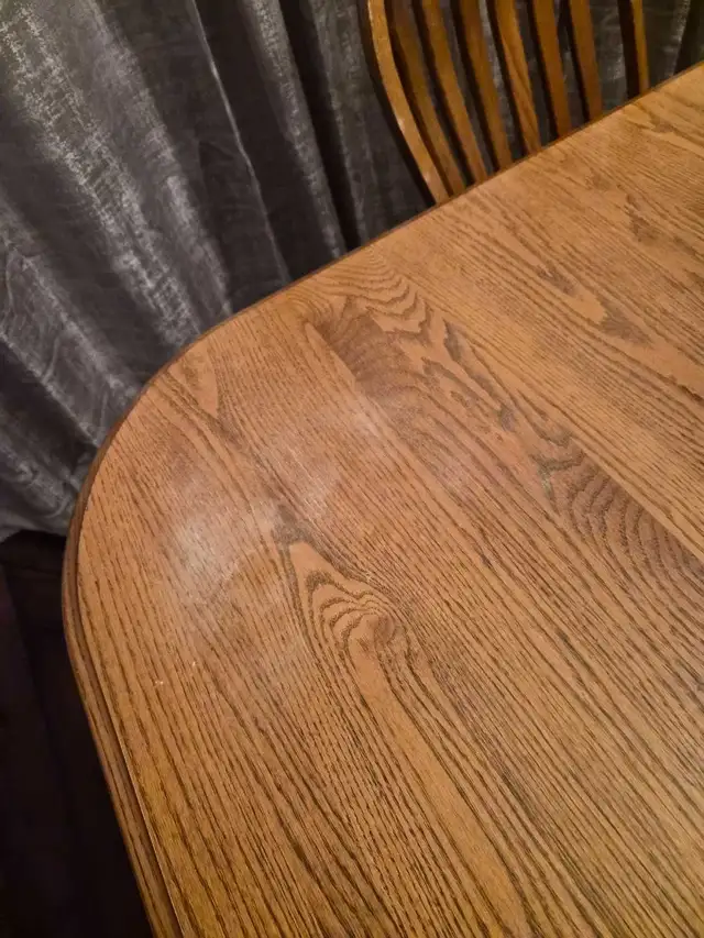 Wooden dining room set in Dining Tables & Sets in Edmonton - Image 3