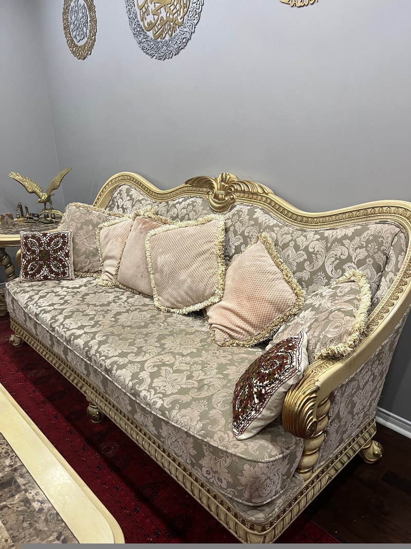 Couch & tables set Couches & Futons Oshawa / Durham Region Kijiji