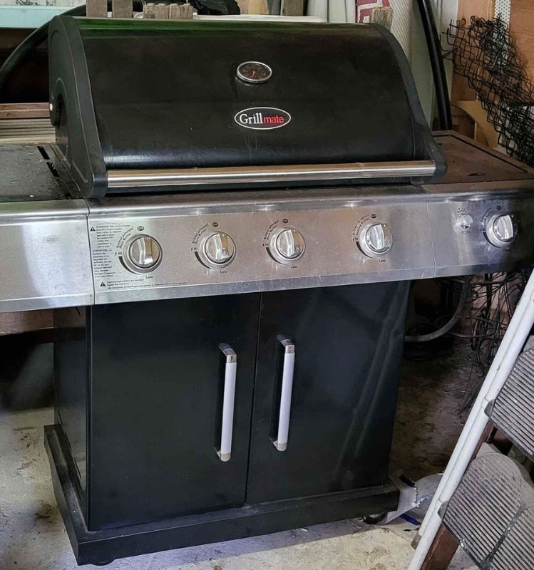 BBQ Grillmate avec partie grill super hot pour saisir BBQ et cuisine