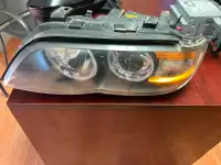 2005 BMW headlight