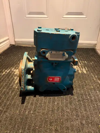Compresseur Bendix Tu-Flo 501 Num de pièce 286594 pour camion.