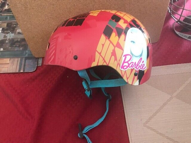 Barbie helmet in Clothing, Shoes & Accessories in Winnipeg