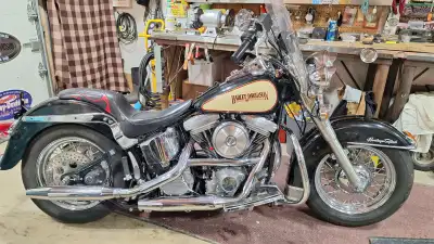 1989 Heritage Softtail Topend gasket set Tanks relined and sealed comes with new crome trans .covers...