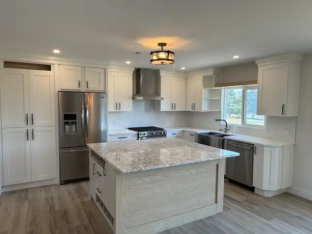 Acreage House Form Rent In Bearspaw NW