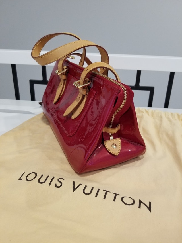 AUTHENTIC LOUIS VUITTON MONOGRAM VERNIS ROSE WOOD BAG Women's Bags
