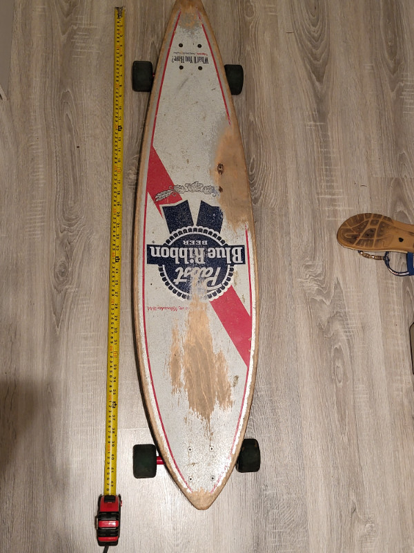 longboard pabst blue ribbon bière skateboard dans Planches à roulettes  à Laval/Rive Nord - Image 4