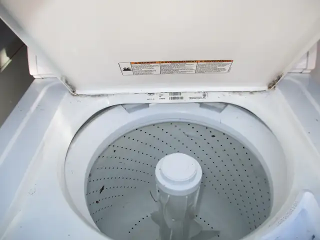 INGLIS WASHER VERY CLEAN62863734676225121