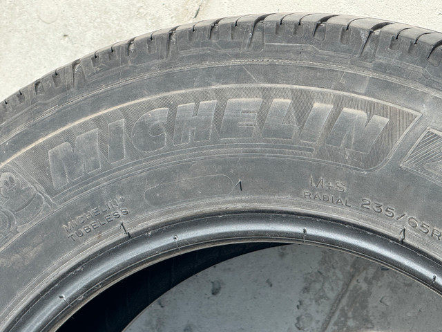 235/65R17 - set of 4 all season tires Michelin Premier LTX in Tires & Rims in Ottawa - Image 2