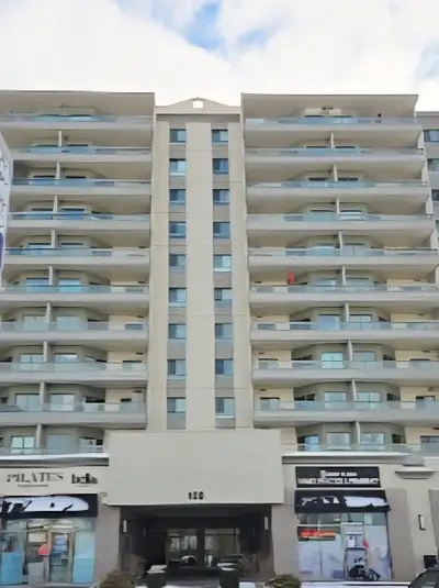 Renting One bedroom, shared kitchen and bathroom. Everything included and you Have Game room, 2 Gyms...