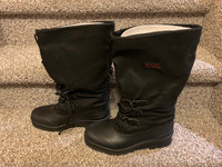 Women's 14" Sorel Boots - Size 9