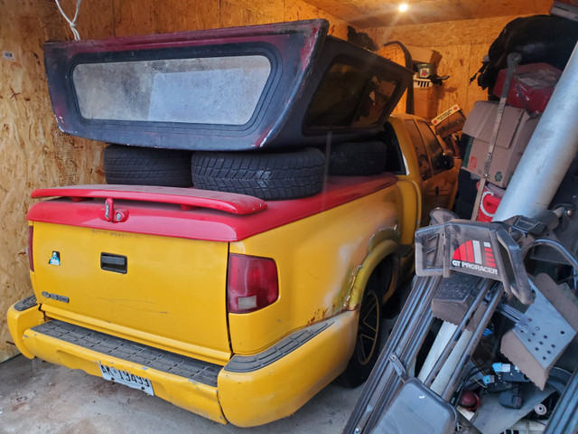 2003 Chevy S10 ZQ8 stepside parts truck in Cars & Trucks in Oshawa / Durham Region - Image 2