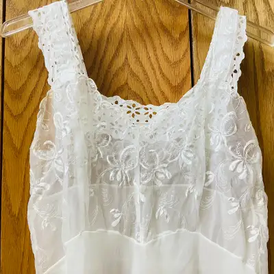 Slip – Vintage #3, View more