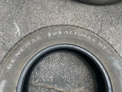 4 General Atimax RT summer tires. Size 235/65/17. Sold my 2018 Hyundai Santa Fe with winter tires. T...