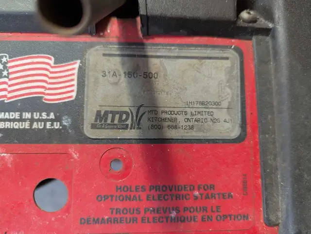 MTD SNOW BLOWER in Snowblowers in Mississauga / Peel Region - Image 7