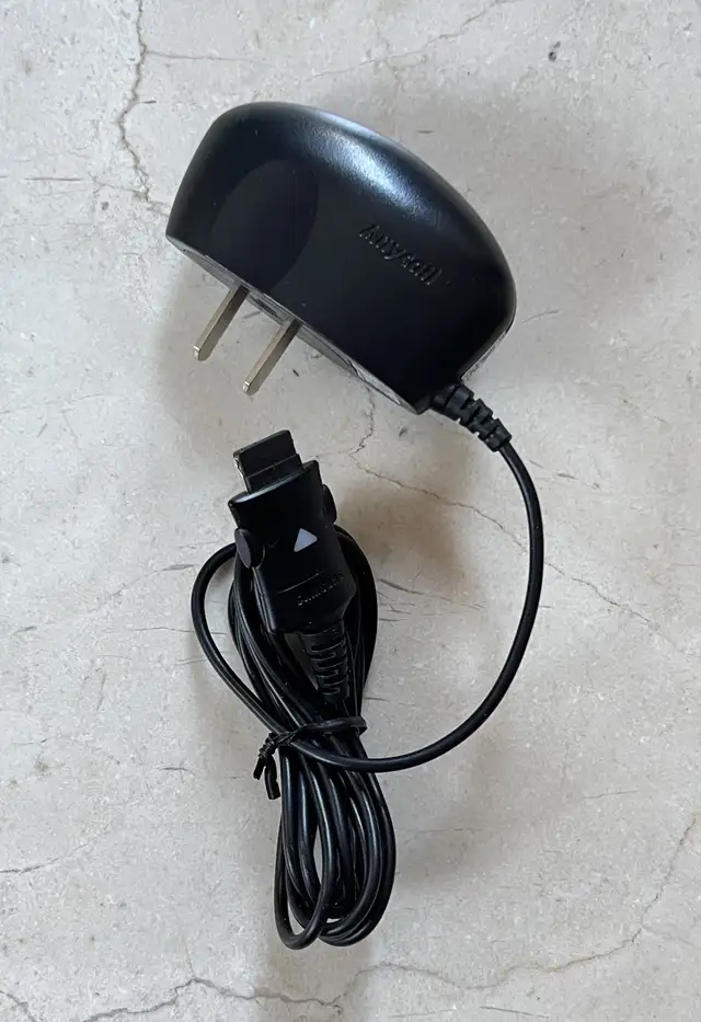 100 cm iPhone 4 data cable in Cell Phone Accessories in Mississauga / Peel Region - Image 10