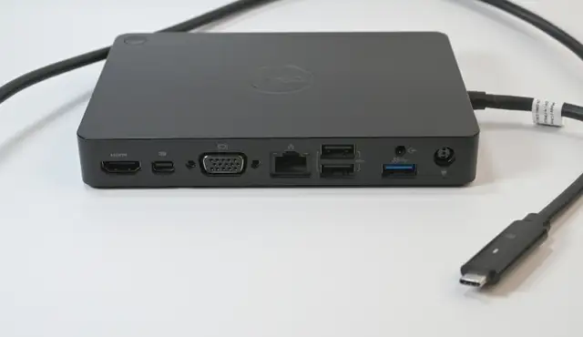 Dell Dock WD15 Model K17A USB-C Laptop Docking Station No PSU in Laptop Accessories in City of Toronto - Image 3