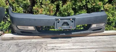 2002 - 2007 Acura front bumper in good condition will fit other vehicles