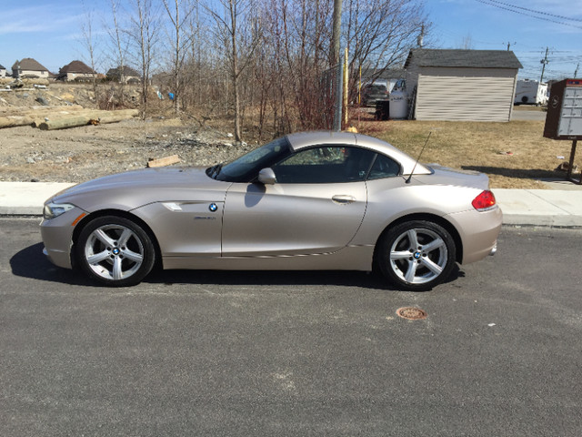 bmw z4 2011 in Cars & Trucks in Laval / North Shore
