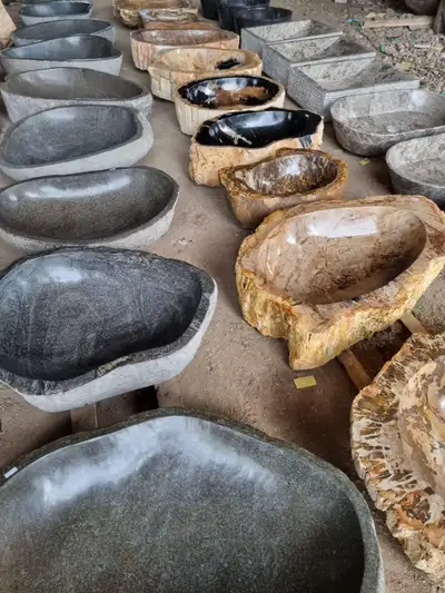 Vasques en pierre naturel, ici la plus grande sélection., View more
