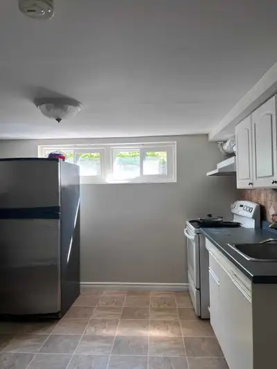 Room for rent in sharing