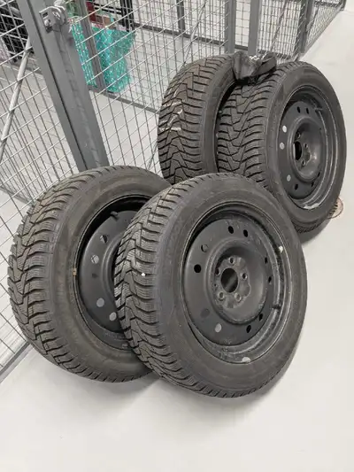 Selling a Set of Four (4) Hankook Winter Tires on Steel Rims. They are the Hankook Winter i*Pike RS2...