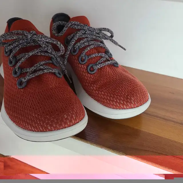 Allbirds Sz 9.5 Womens Tree Dasher Orange Knit Running Shoes in Women's - Shoes in Cambridge - Image 6