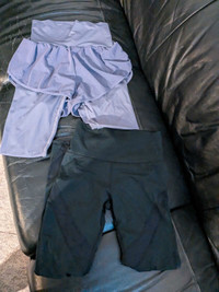 Lot of 2 leggings (sz XS-S, mesh)