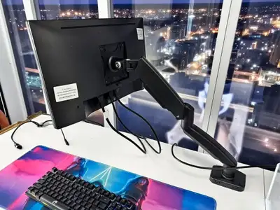 UNIWAY HOT SALE BRAND NEW Single Arm Monitor Mount, View more