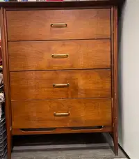 Storage drawer