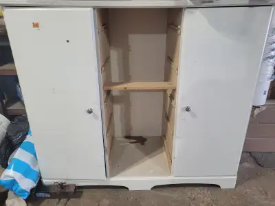 Free dresser, View more