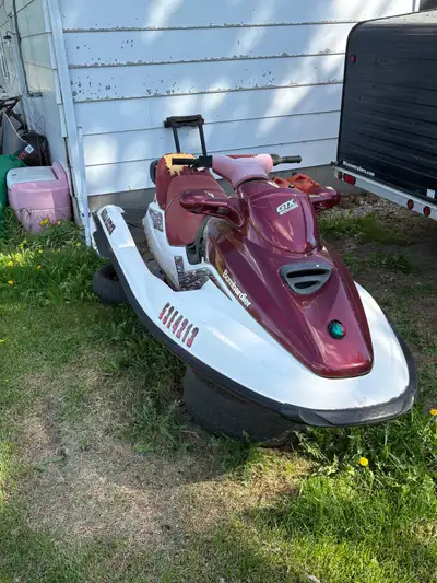 1998 seadoo gtx for parts or project currently not running 800cc best offer takes it.