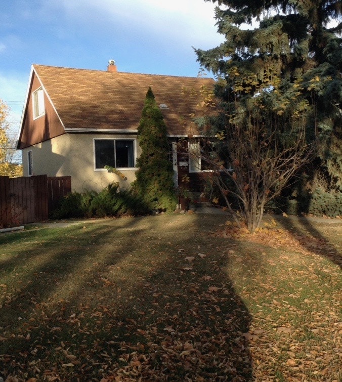 WESTMOUNT AREA, CLEAN AND BRIGHT FULL HOUSE WITH 3 BEDROOMS, Long Term Rentals Edmonton Kijiji
