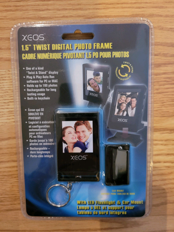 digital photo frame keychain/cadre numérique for photo porte clé dans Appareils photo et caméras  à Ouest de l’Île