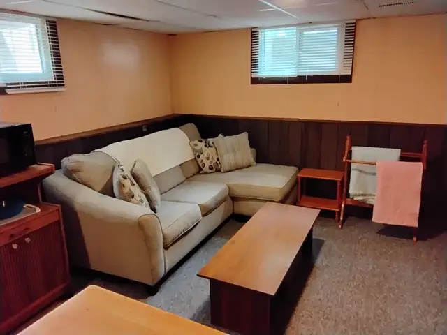 COMFY 1 BEDROOM APARTMENT