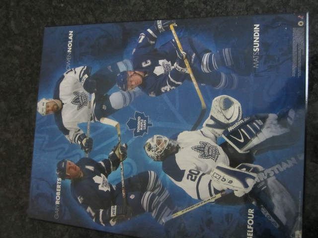 VINTAGE NHL TORONTO MAPLE LEAFS POSTER WALL PLAQUE in Arts & Collectibles in Hamilton