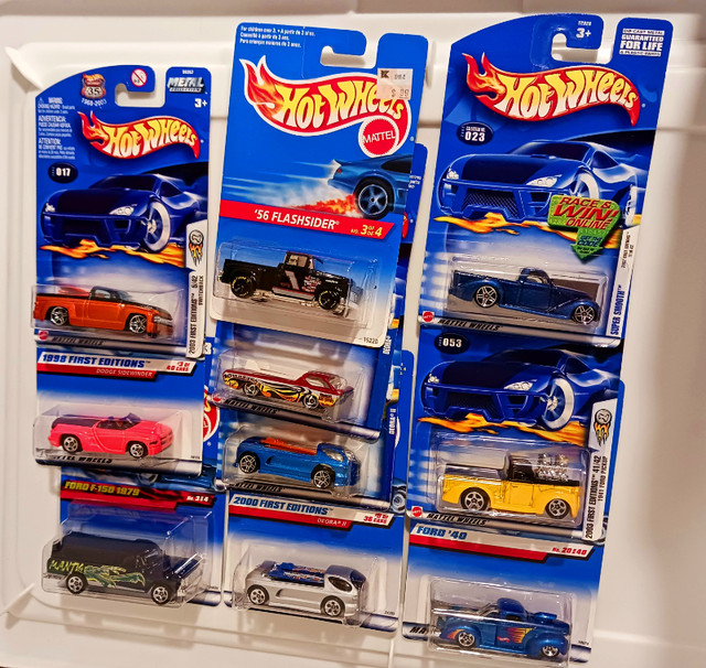 10 Hot Wheels Pickup 56 Chevy, 40 Ford, F-150, Deora Surf boards in Toys & Games in Hamilton - Image 2