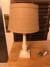 Petite lampe de chevet 