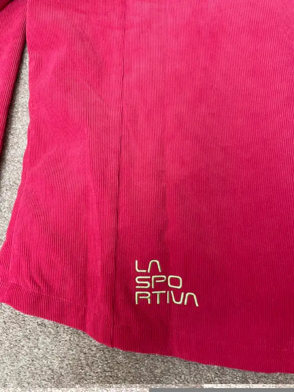 La Sportiva Insulated Setter Shirt Jacket - Women's Size Medium in Women's - Tops & Outerwear in St. Albert - Image 9