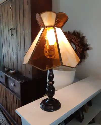 Excellent condition. 22"H. Heavy base. Price is firm.