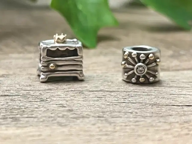 Authentic Pandora Two Tone Charms63672015740931120