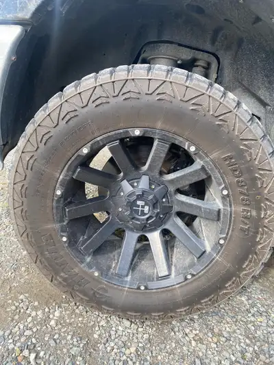 -20x10 Thor rims matte black with 35”Haida hd878 r/t $2300. -17x9 stock dodge rims with caps Goodyea...