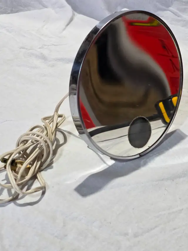 Vintage 50s Chrome Lighted Mirror | Pax MFG Toronto | MidCentury in Kitchen & Dining Wares in Ottawa - Image 3