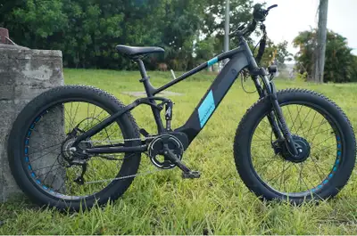 FAT BIKE ÉLECTRIQUE AWD - CHASSE ET PÊCHE - PRIX IMBATTABLE, View more