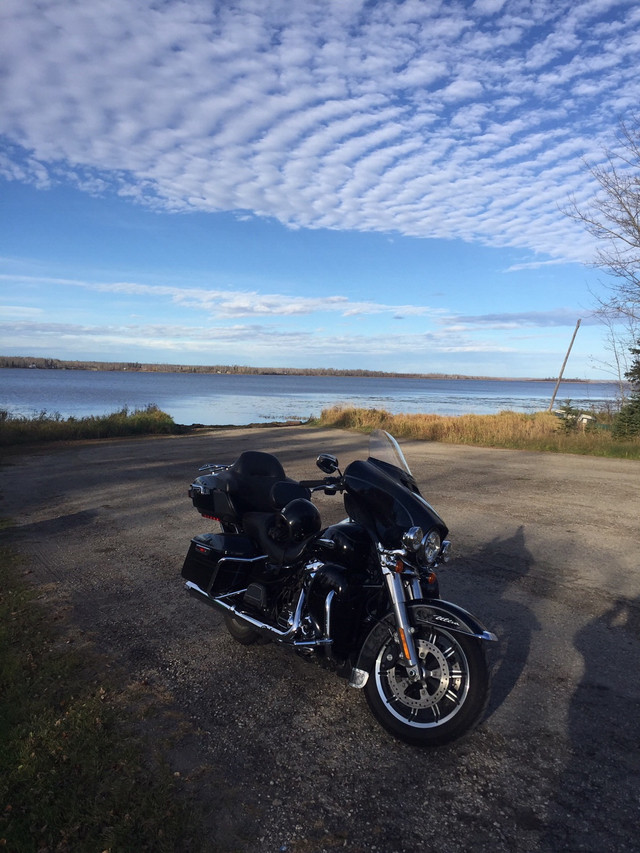 2017 HARLEY ULTRA CLASSIC Milwaukee 8/107inch in Touring in Strathcona County