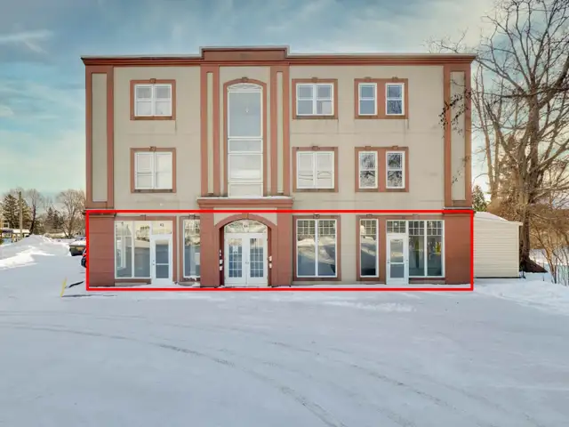 Local commercial à louer Les Coteaux