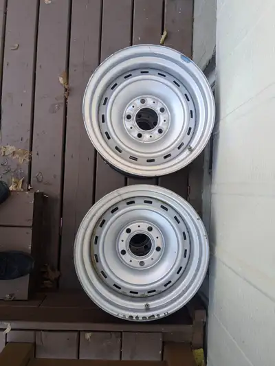 4 truck rims 15 inch Chevy or GMC Square body old school
