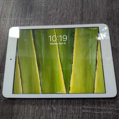Ipad mini 2, View more