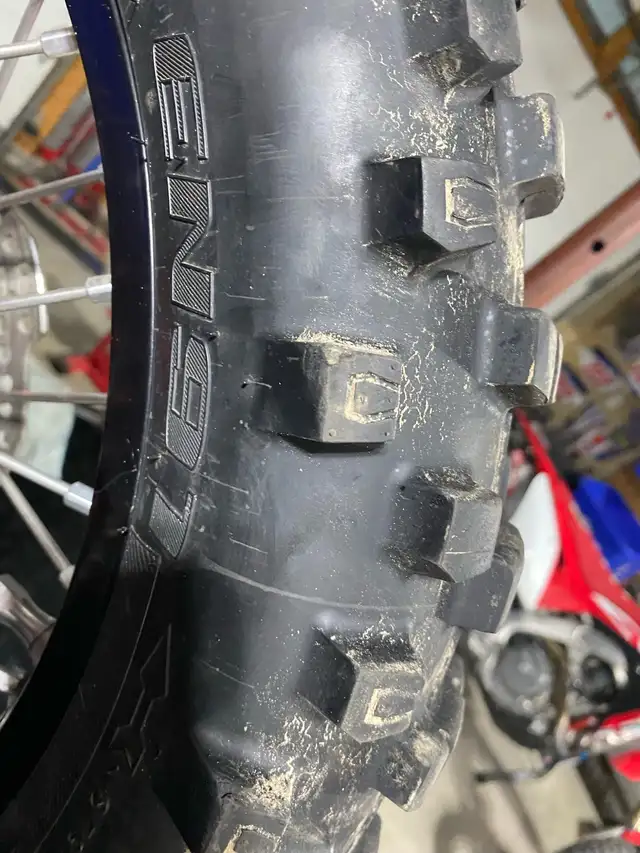 Honda CRF450RL/RX/R Dubya 18” Rear Wheel w disc, sprocket,tire  in Dirt Bikes & Motocross in Kawartha Lakes - Image 5