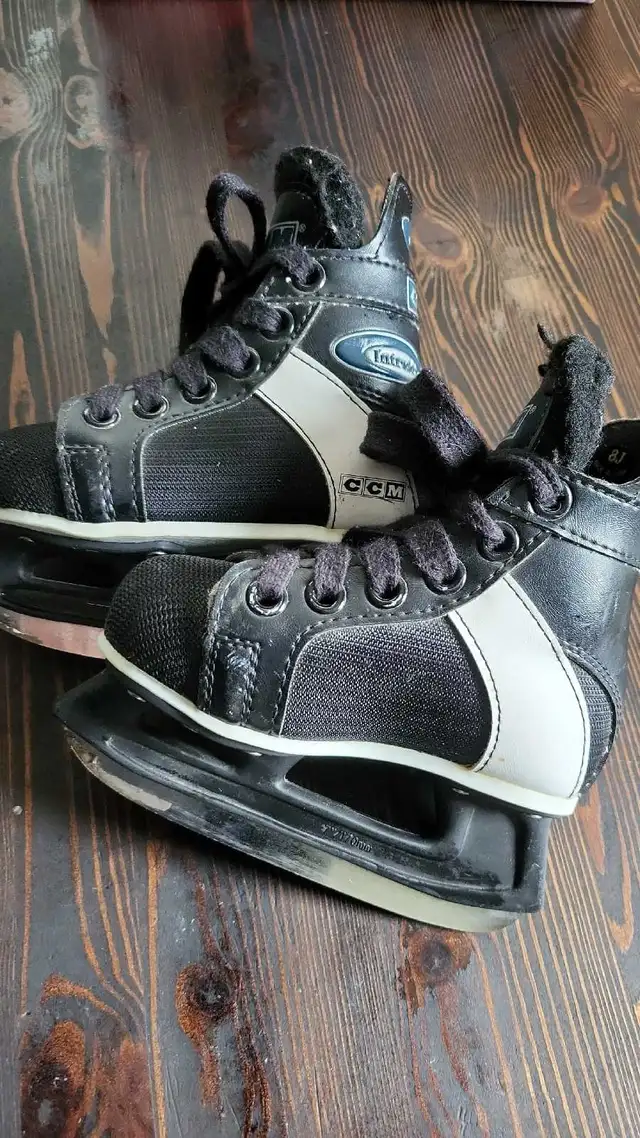 Tiny little CCM skates in Skates & Blades in Penticton - Image 2