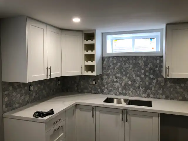 PROFESSIONAL TILE INSTALLATION!!565626415130890248